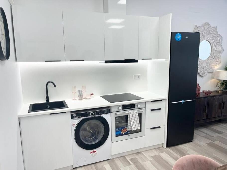 Pb Apartamento En Pleno Centro De Alcoy Eksteriør billede