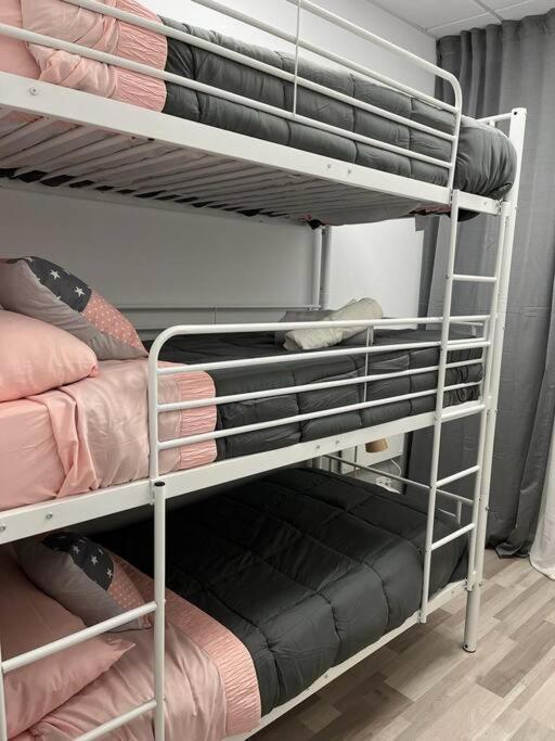 Pb Apartamento En Pleno Centro De Alcoy Eksteriør billede